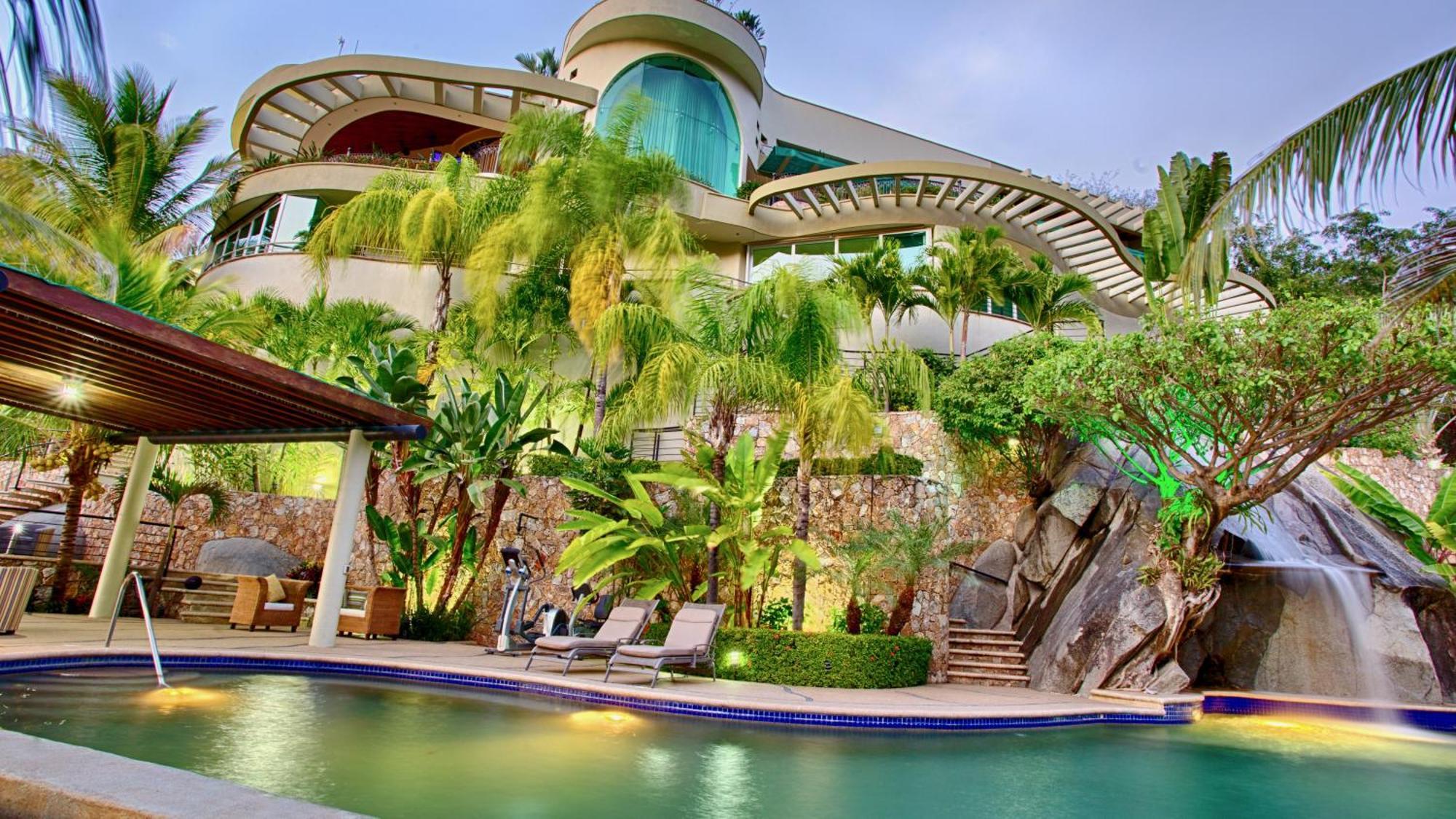 Boca De Tomatlan Ocean Frontage Boutique Villa